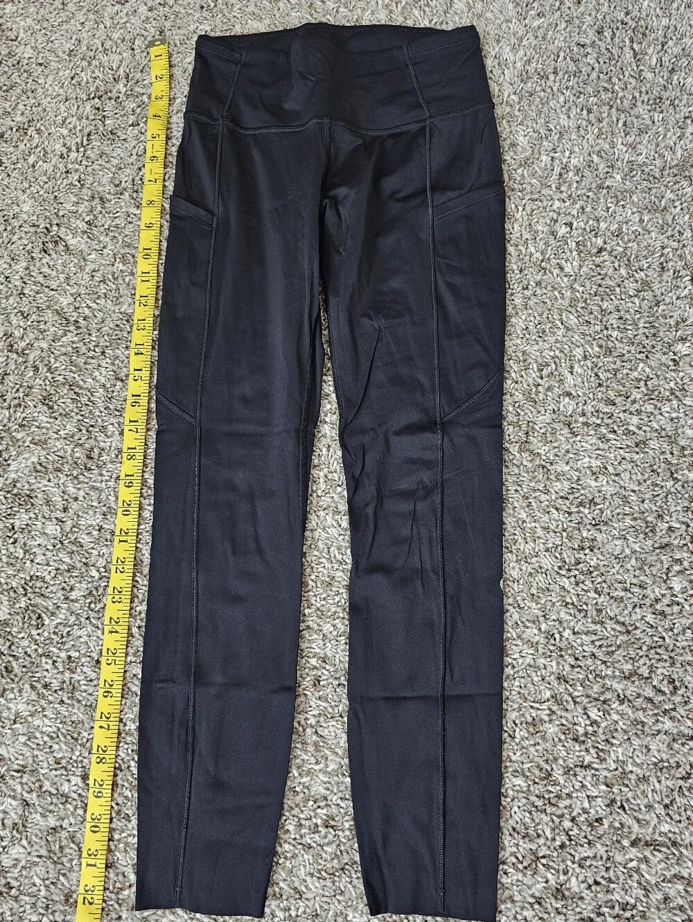 Lululemon Black High-Waist Active Leggings with Side Pockets Size 6 |no 32